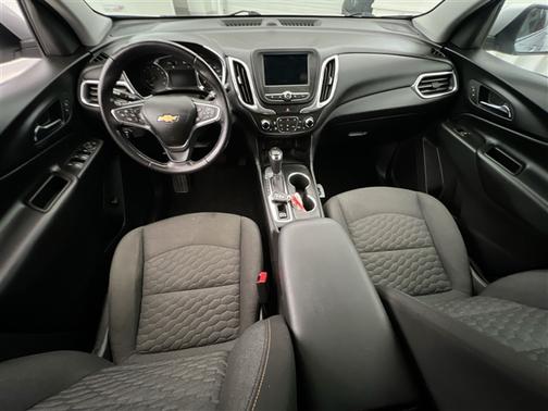 Silver Ice Metallic 2019 Chevrolet Equinox 1LT