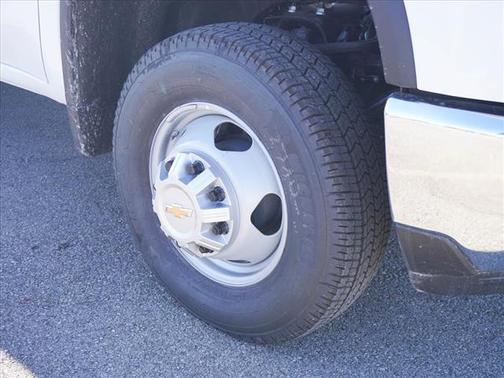 2025 Chevrolet Silverado 3500 WT