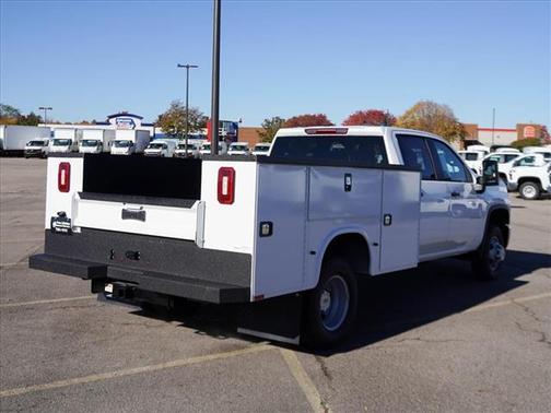 2025 Chevrolet Silverado 3500 WT