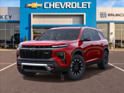 Radiant Red Tintcoat 2026 Chevrolet Traverse AWD Z71