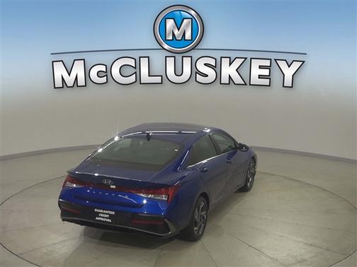 2025 Hyundai ELANTRA SEL