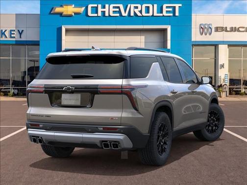 Sandstone Gray 2026 Chevrolet Traverse AWD Z71