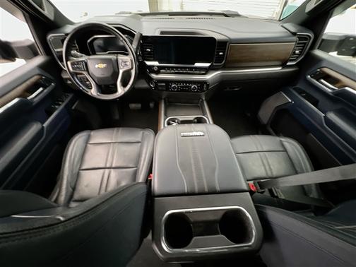 Black 2024 Chevrolet Silverado 2500 High Country