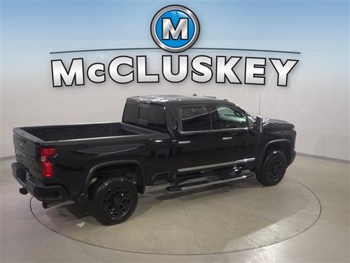 Black 2024 Chevrolet Silverado 2500 High Country