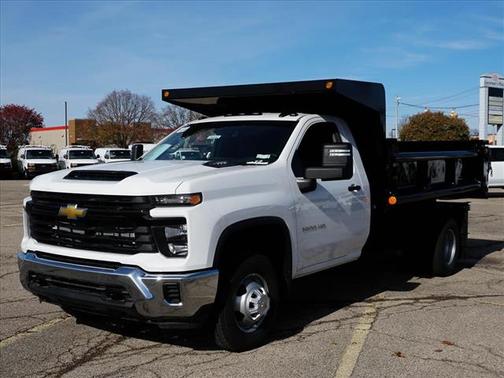 2025 Chevrolet Silverado 3500 WT