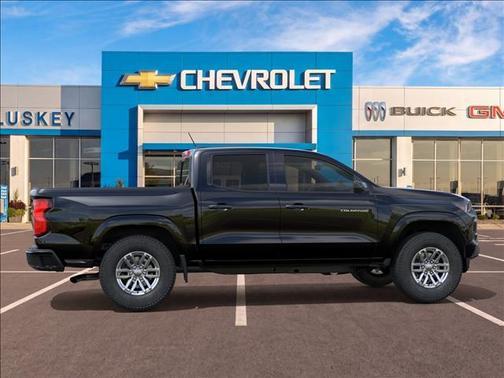 Black 2026 Chevrolet Colorado LT