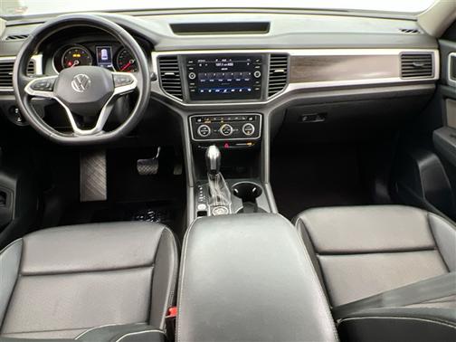 Pyrite Silver Metallic 2021 Volkswagen Atlas 3.6L SE w/Technology