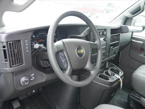 2025 Chevrolet Express 2500 RWD 2500 Regular Wheelbase WT