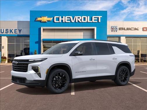 Summit White 2026 Chevrolet Traverse LT