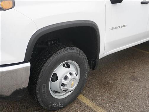 2025 Chevrolet Silverado 3500 WT