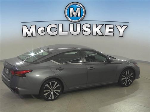 2022 Nissan Altima SR FWD
