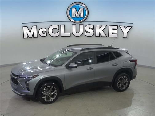 Sterling Gray Metallic 2025 Chevrolet Trax LT