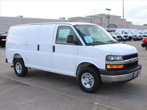 Summit White 2026 Chevrolet Express 2500 Work Van