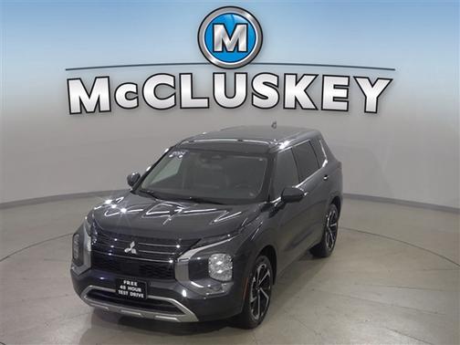 Gray 2024 Mitsubishi Outlander SE S-AWC