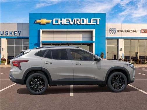 White Sands 2026 Chevrolet Trax FWD ACTIV
