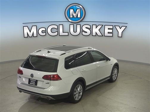 2017 Volkswagen Golf Alltrack TSI SE