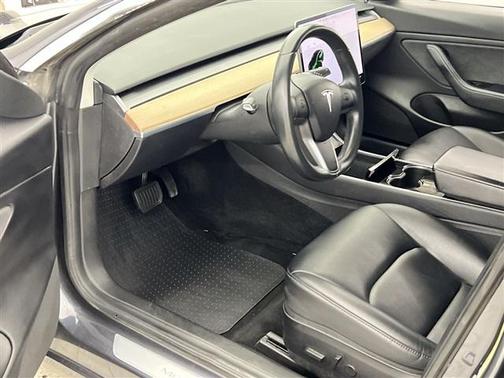 2018 Tesla Model 3 Mid Range