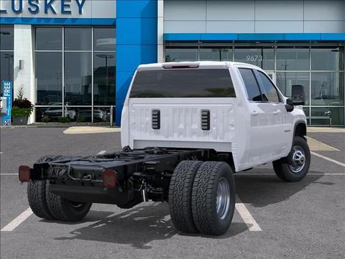 Summit White 2026 Chevrolet Silverado 3500 WT