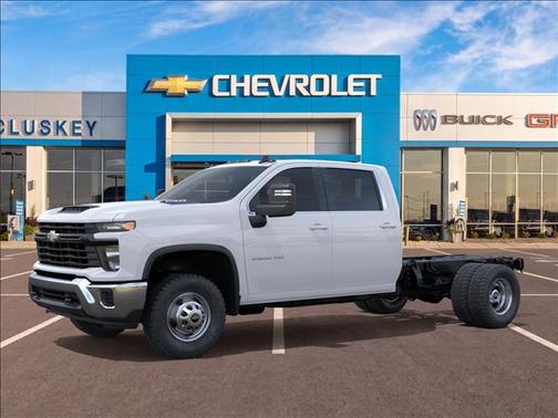 Summit White 2026 Chevrolet Silverado 3500 WT