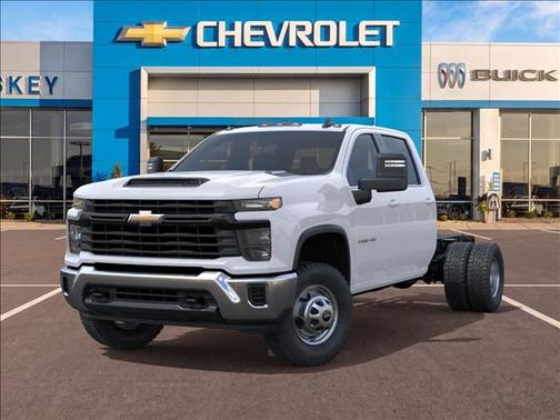 Summit White 2026 Chevrolet Silverado 3500 WT