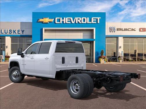 Summit White 2026 Chevrolet Silverado 3500 WT