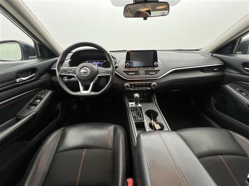2022 Nissan Altima SR FWD