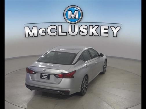 2022 Nissan Altima SR FWD