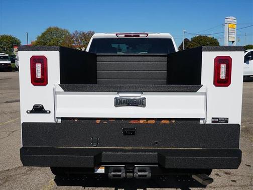 2025 Chevrolet Silverado 3500 WT