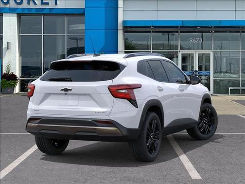 Summit White 2026 Chevrolet Trax FWD ACTIV