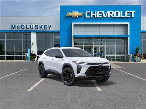 Summit White 2026 Chevrolet Trax FWD ACTIV