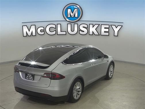 2017 Tesla Model X 90D