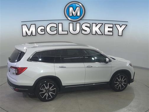 2022 Honda Pilot Touring 8-Passenger