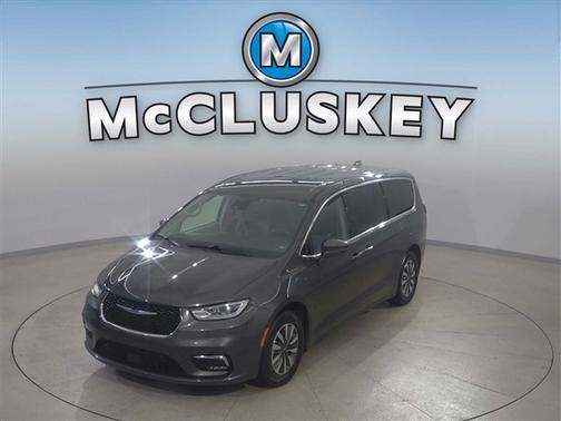 2022 Chrysler Pacifica Hybrid Touring L