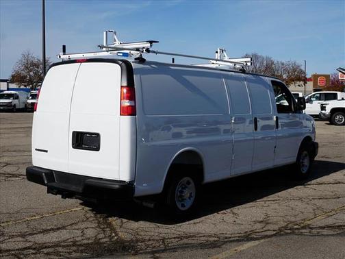 2025 Chevrolet Express 2500 RWD 2500 Extended Wheelbase WT