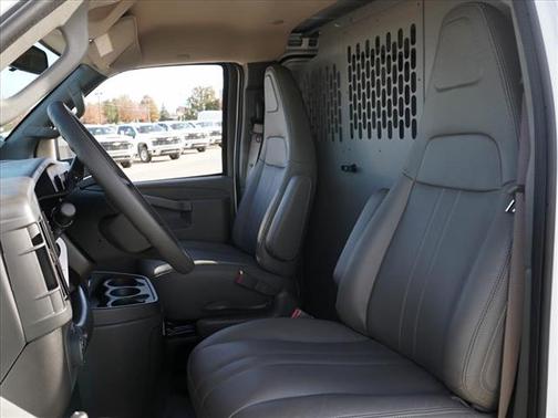 2025 Chevrolet Express 2500 RWD 2500 Extended Wheelbase WT