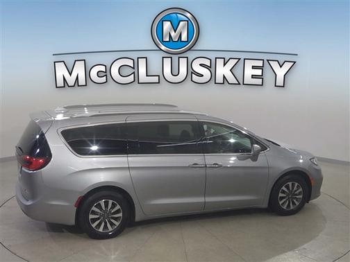 2021 Chrysler Pacifica Hybrid Touring L