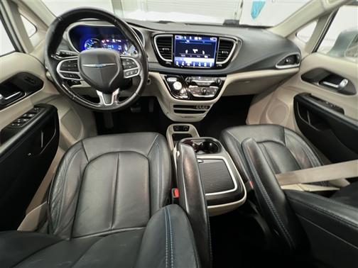 2021 Chrysler Pacifica Hybrid Touring L