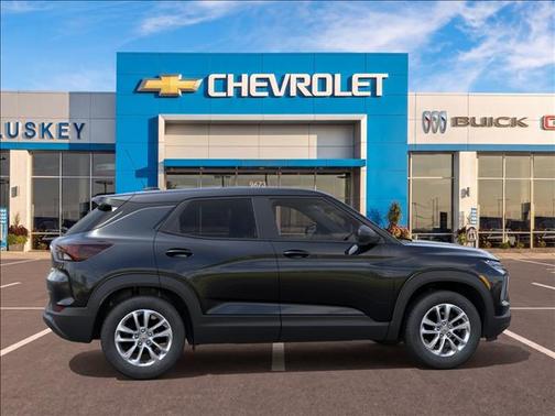 Mosaic Black Metallic 2026 Chevrolet Trailblazer LS