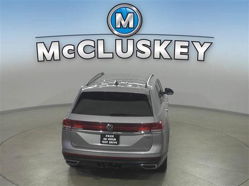 2024 Volkswagen Atlas 2.0T SE w/Technology 4MOTION