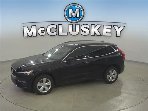 2022 Volvo XC60 B5 Momentum