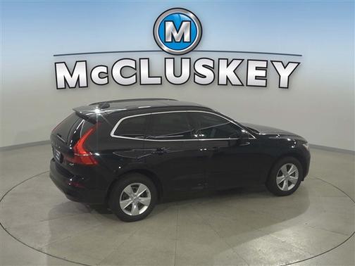2022 Volvo XC60 B5 Momentum