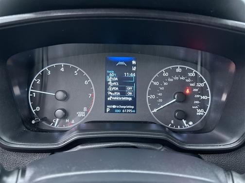 Ice Cap 2024 Toyota Corolla LE
