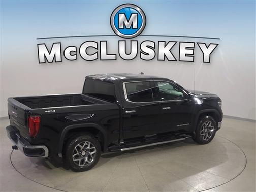Onyx Black 2023 GMC Sierra 1500 SLT
