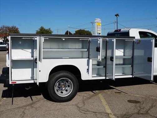 2025 Chevrolet Silverado 3500 WT