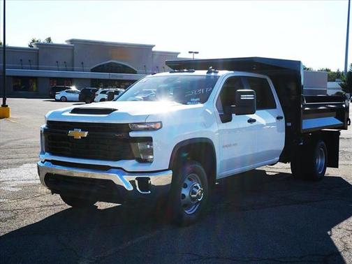 2025 Chevrolet Silverado 3500 WT
