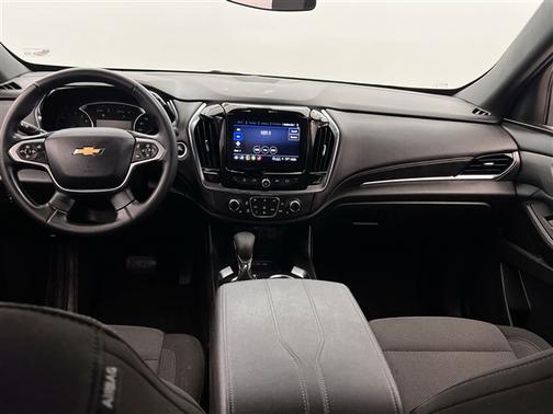 Black Cherry Metallic 2023 Chevrolet Traverse LT Cloth