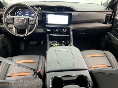 Summit White 2025 GMC Sierra 2500 AT4