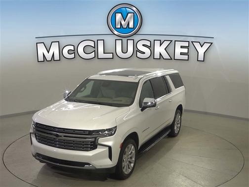 Iridescent Pearl Tricoat 2024 Chevrolet Suburban Premier