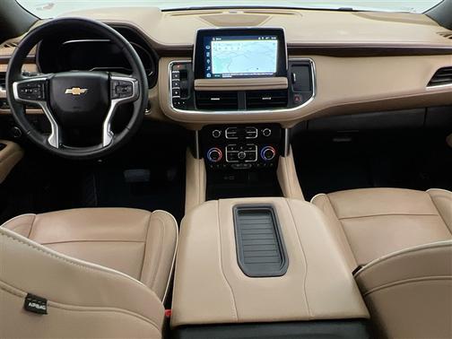 Iridescent Pearl Tricoat 2024 Chevrolet Suburban Premier