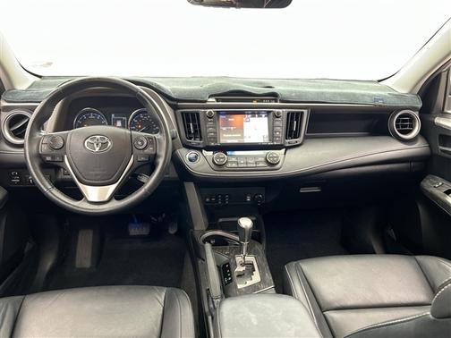 2017 Toyota RAV4 Platinum
